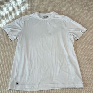 UNTUCKit White Men's Shirt